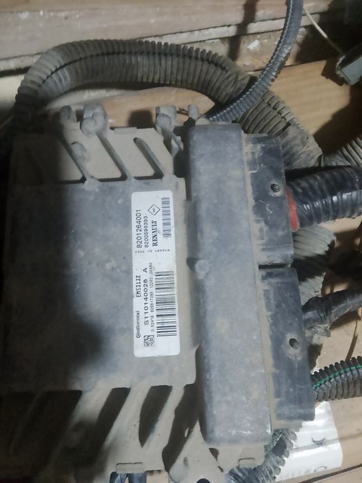 Ларгус Рено мийя симлари Билан.