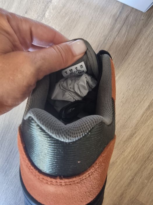 Adidasi noi dama Puma Butter 37