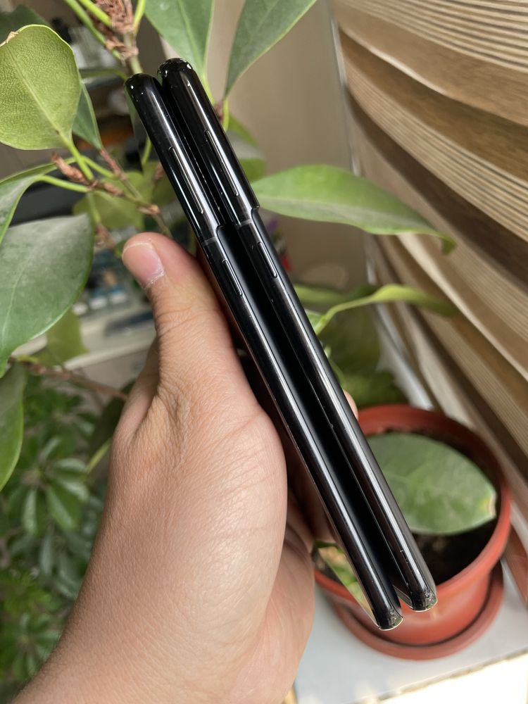 Samsung s21 plus  8/256Gb sotuvda