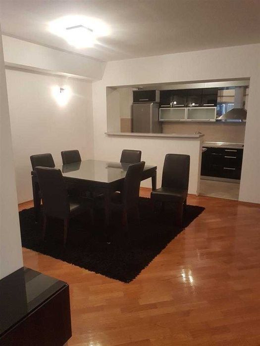 Дава се под наем Тристаен апартамент в Бургас, Славейков - 76 кв.м за 280.5 € - Снимка #1