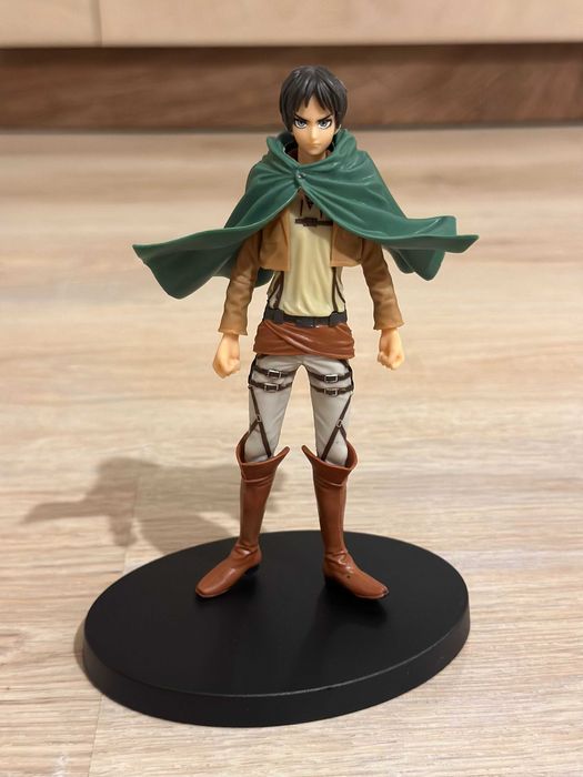 Аниме фигурка Attack on titan Eren Ерен anime Shingeki no kyojin