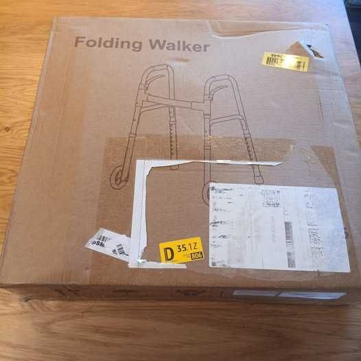 НОВА! Лека сгъваема проходилка с колелца, регулируема и тригер функция