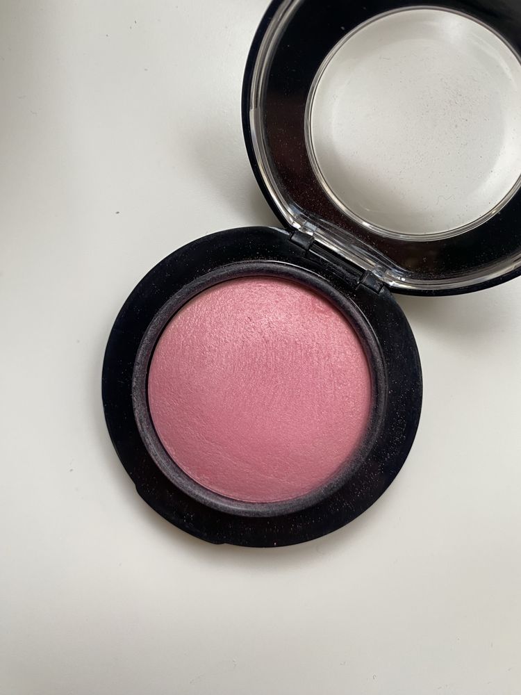Декоративна козметика Chatlotte Tilbury, Mac, Bobbi Brown, Nars, KVD