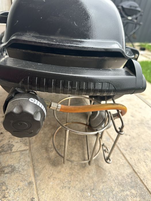 Gratar Gaz/ carbuni Weber Q1000