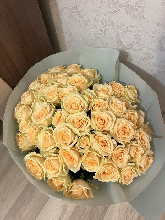 Нежный букет из 51 роз