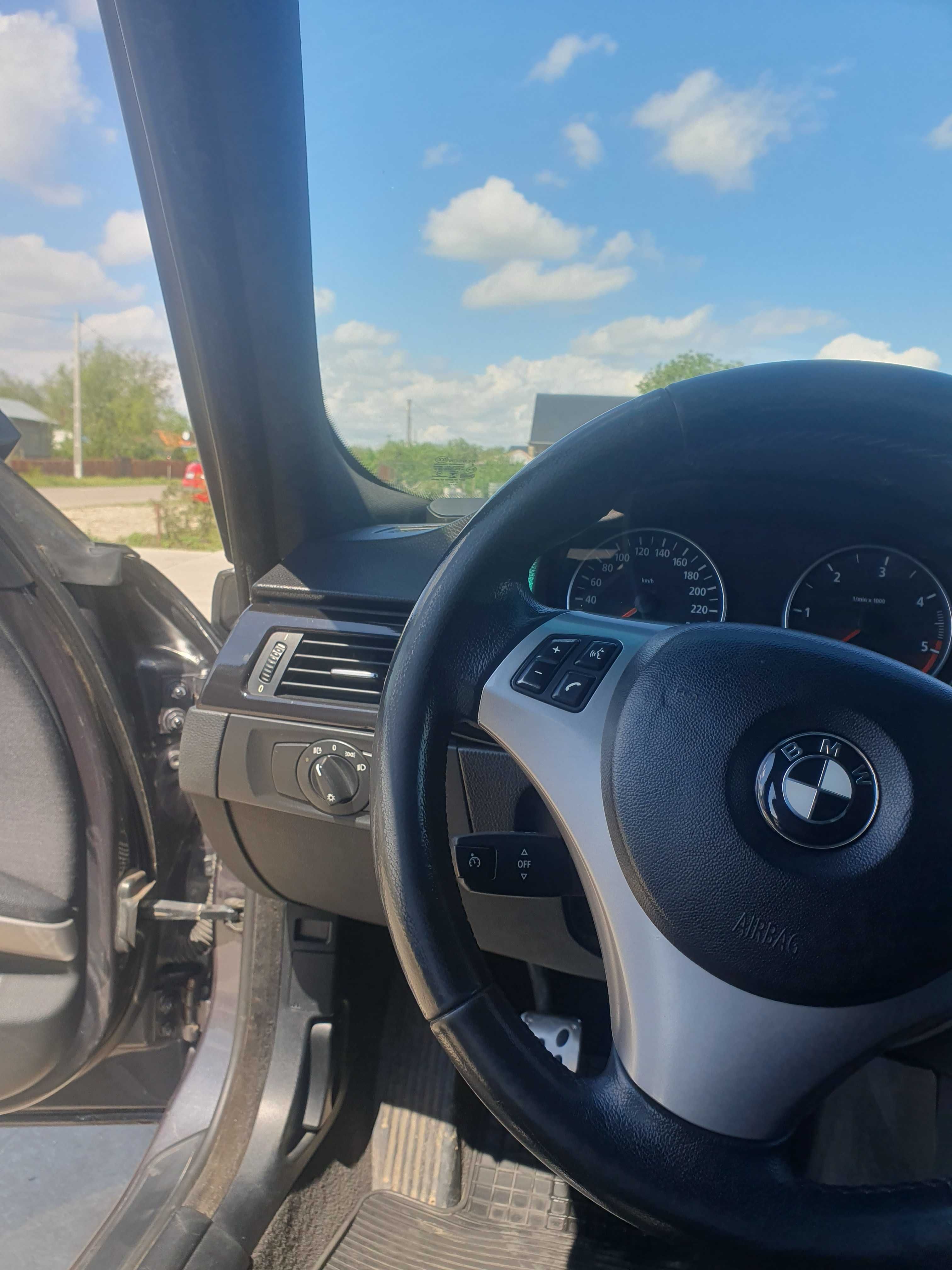 Trimuri interior Piano Black BMW E90