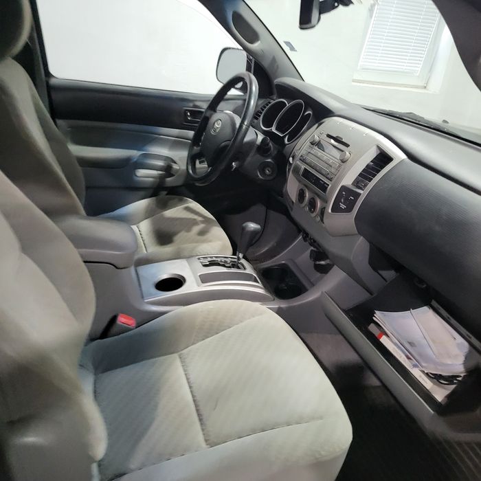 Тойота Такома черен пикап