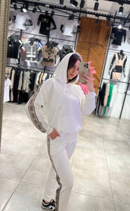 Trening Guess calitate premium