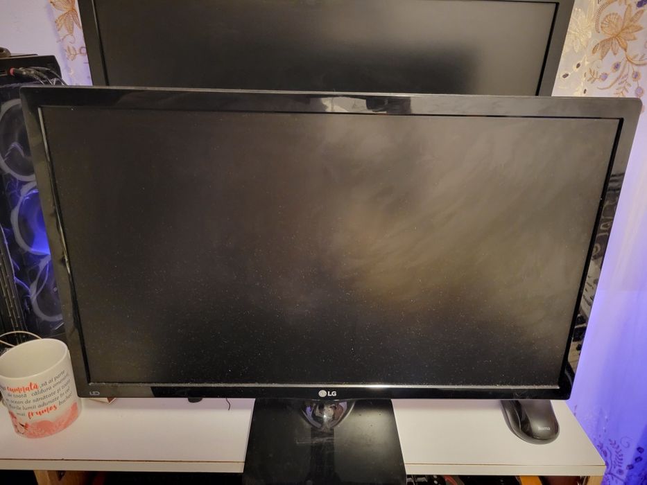 Monitor LG 24 inch