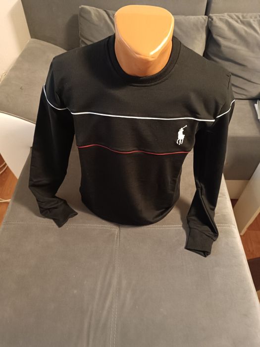 Pulover Polo Ralph Lauren, Prada, Burberry