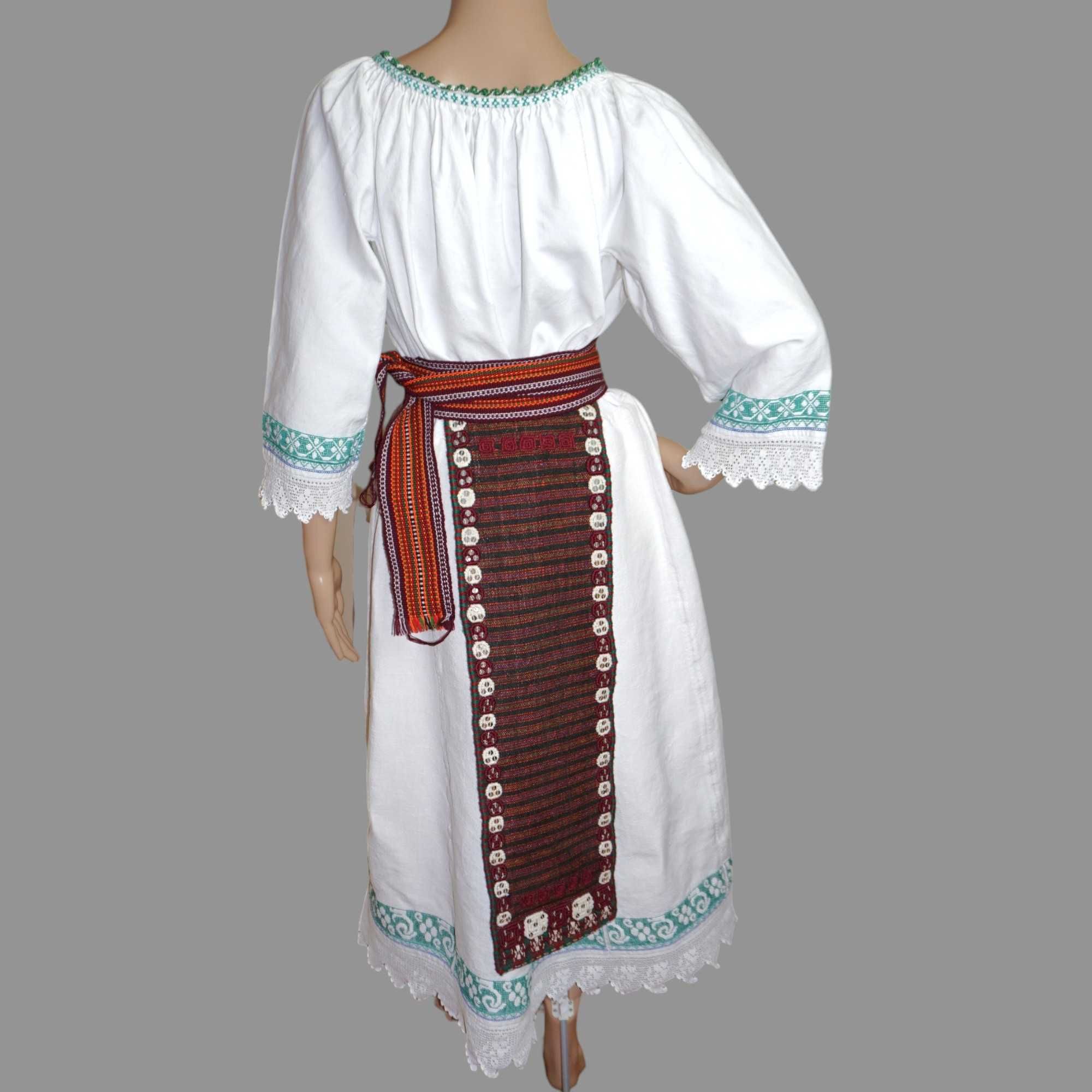 Costum popular vechi din zona Banat, Carbunari M-L