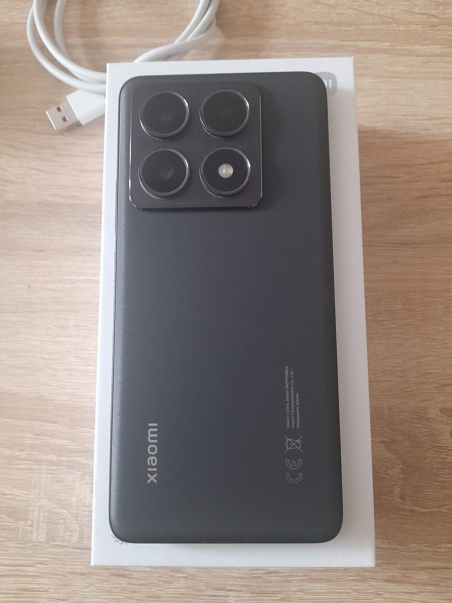 Телефон xlaoml 14T Pro