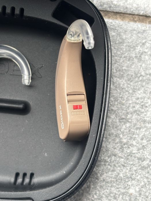 Aparat auditiv widex