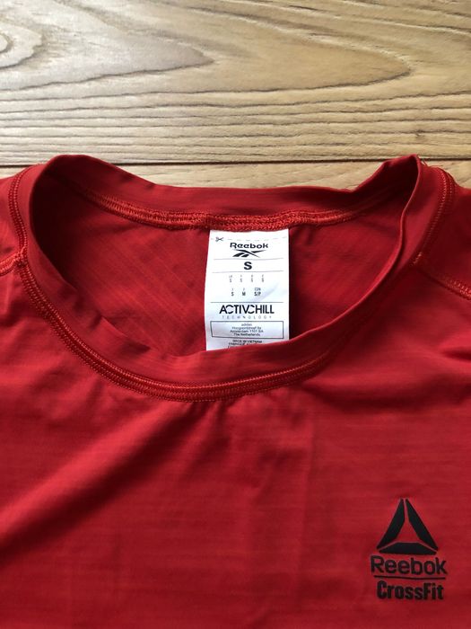 REEBOK-tricou in stare impecabila pentru barbati