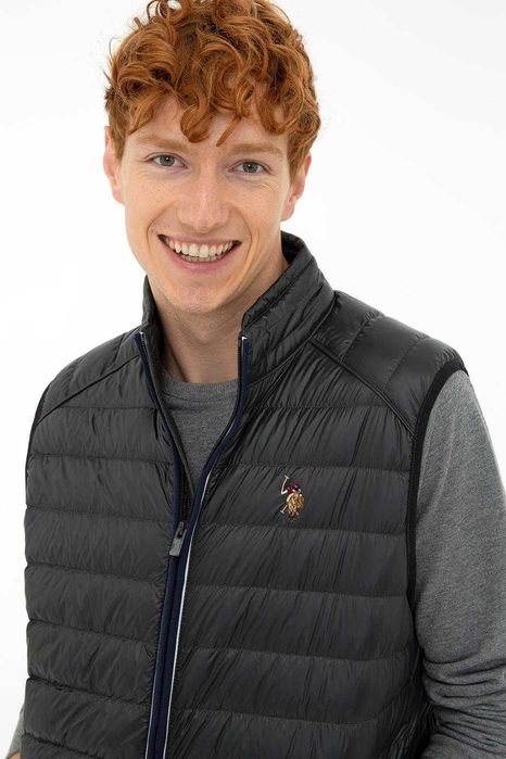 Жилетка из пуха USPolo. Оригинал, Турция.