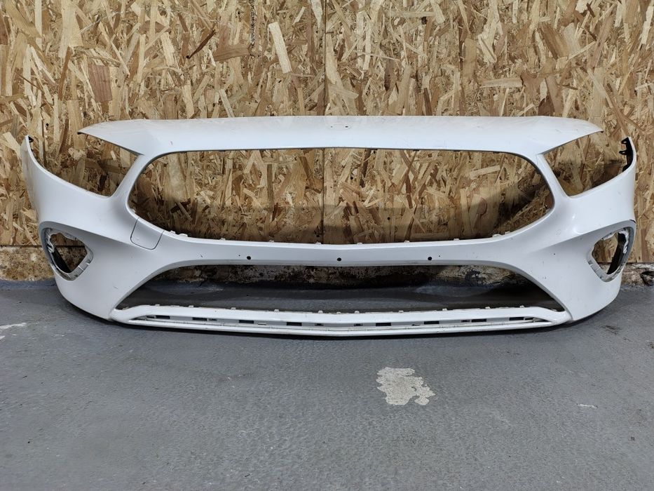 Bara fata Mercedes A-Class W177 Facelift an 2022-2025