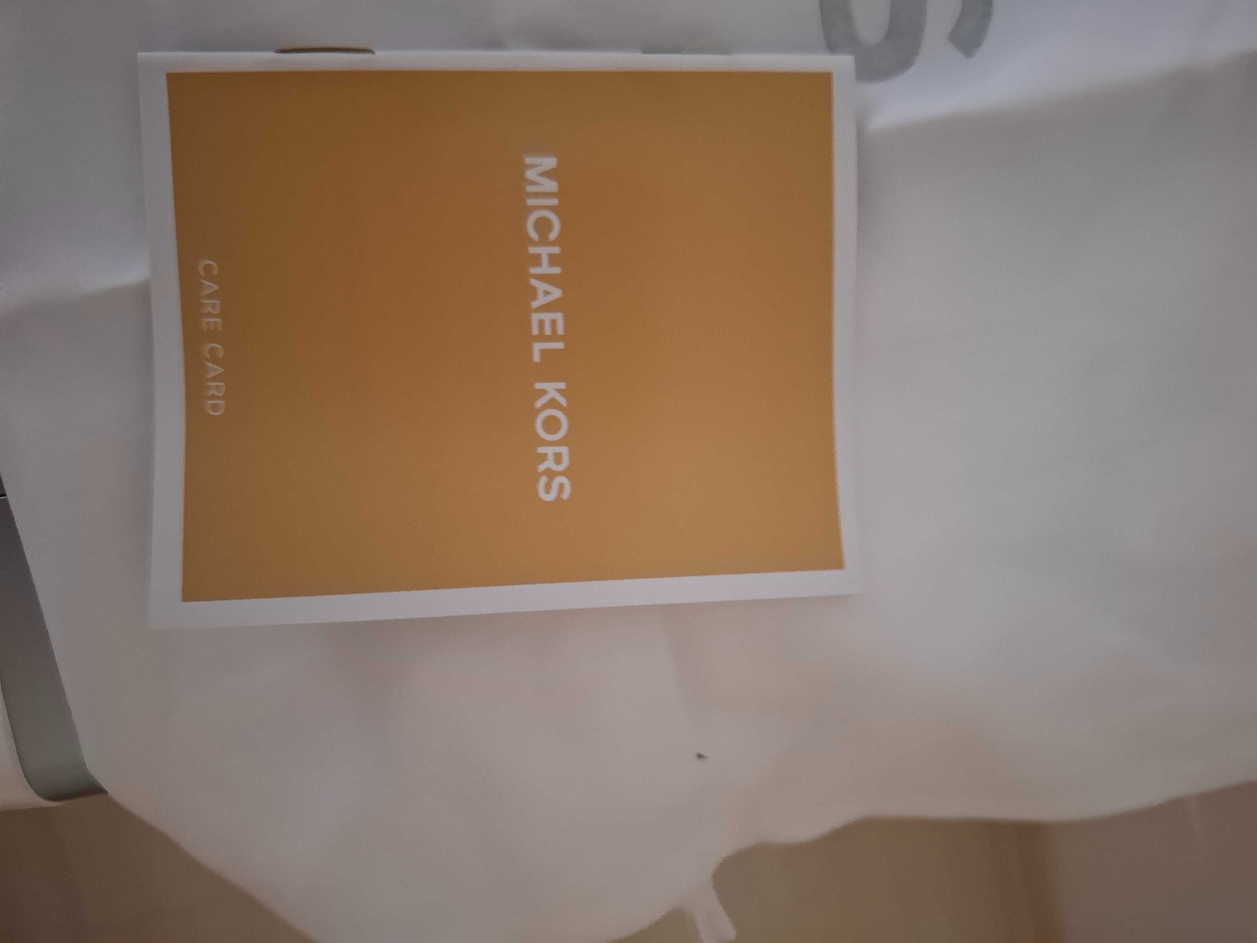 Чисто нова оригинална чанта Michael Kors