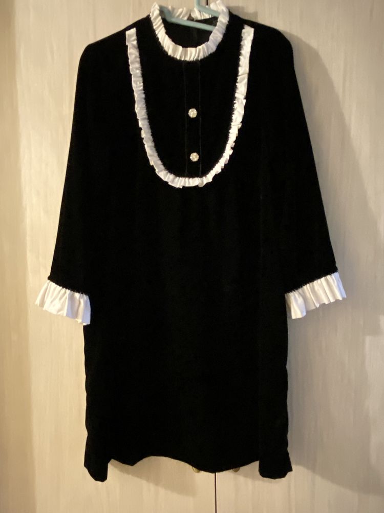 Бархатное платье Zara