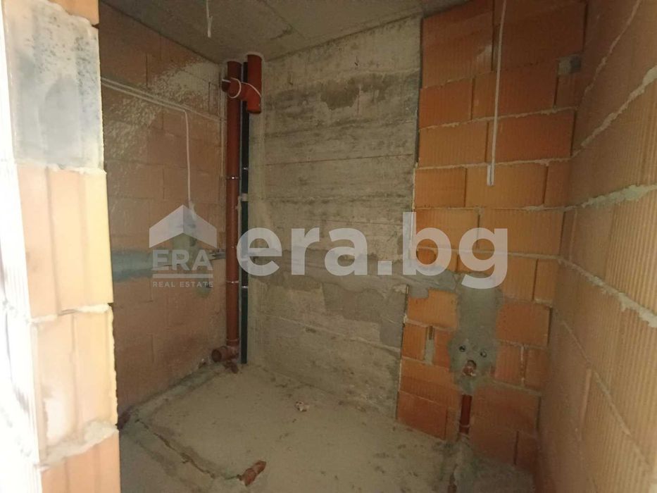 Продава се Тристаен апартамент в Варна, Владислав Варненчик - 76 кв.м за 1152 €/кв.м - Снимка #4