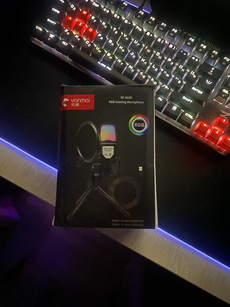 Продам микрофон USB RGB SF-666R