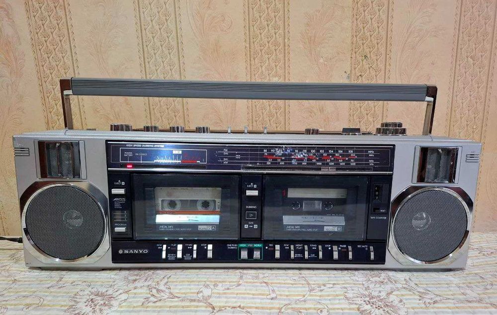 Магнитола Sanyo M-W25K