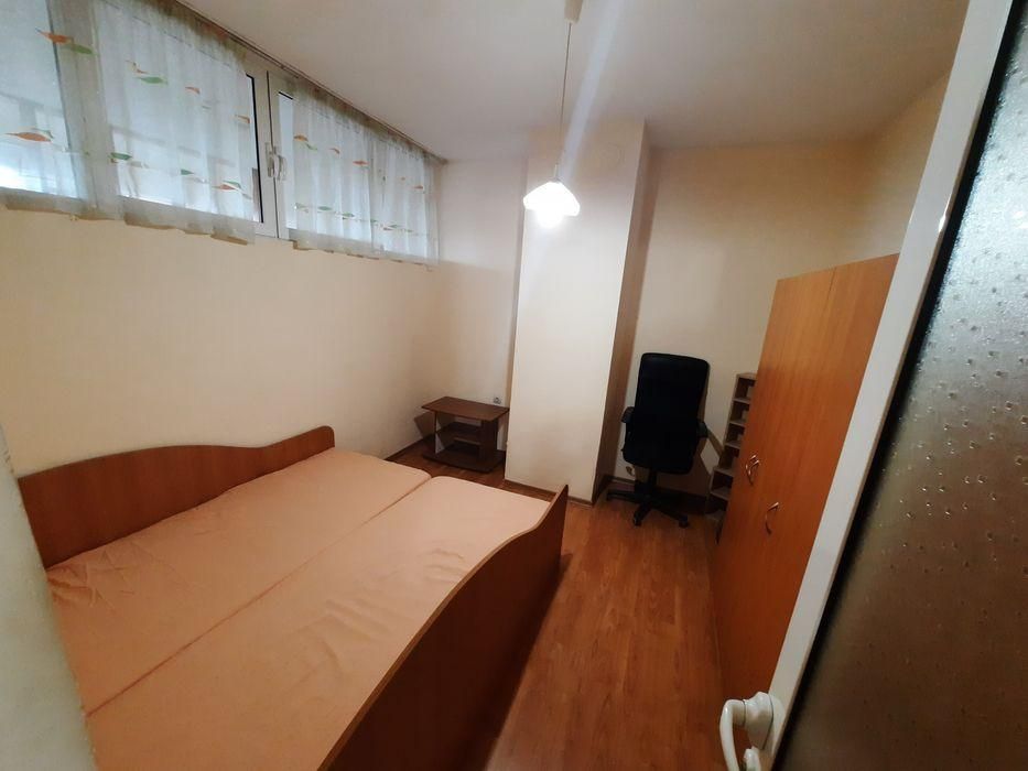 Дава се под наем Тристаен апартамент в Варна, Цветен квартал - 70 кв.м за 400 € - Снимка #4