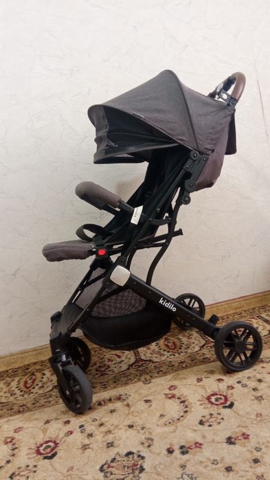 Коляска чемодан трансформер