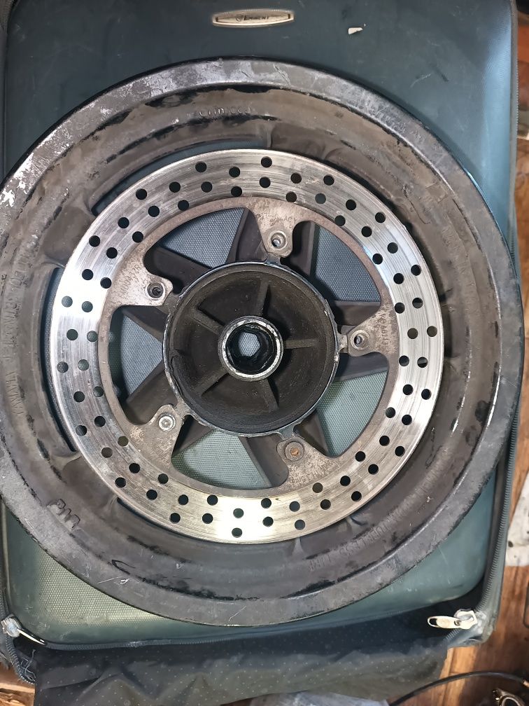 Ямаха X MAX 250 на части
