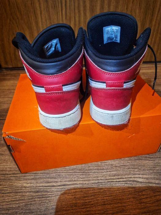 AIR Jordan 1Mid Sneakers 37.5