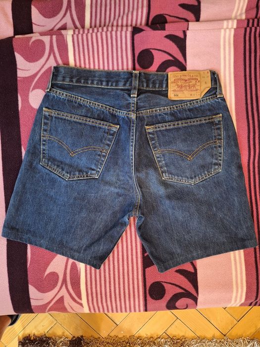 Pantaloni scurți blugi Levi's w32