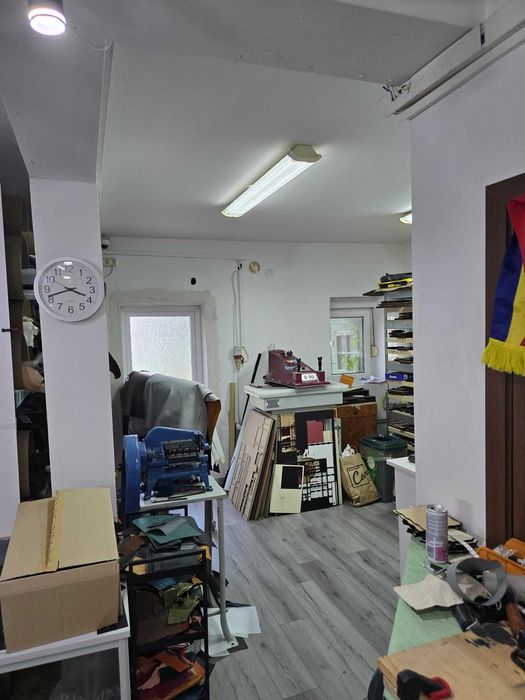 Inchiriez spatiu comercial in Dumbravita