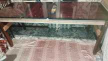 Stol sotiladi  eski turdigi 70x188 sm