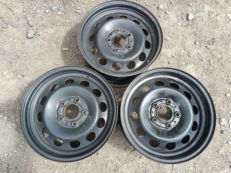 Продам оригинальные металлические диски на BMW