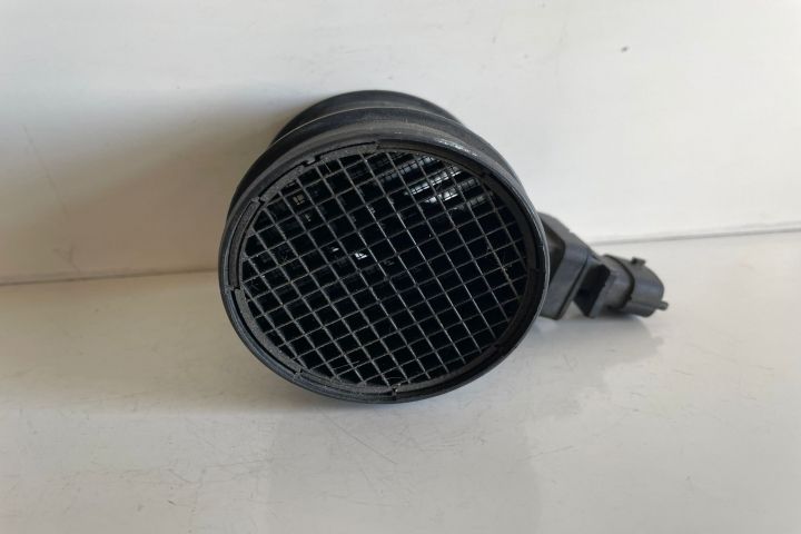 Debitmetru aer  0281002618 / 55350048 Opel Corsa D seria