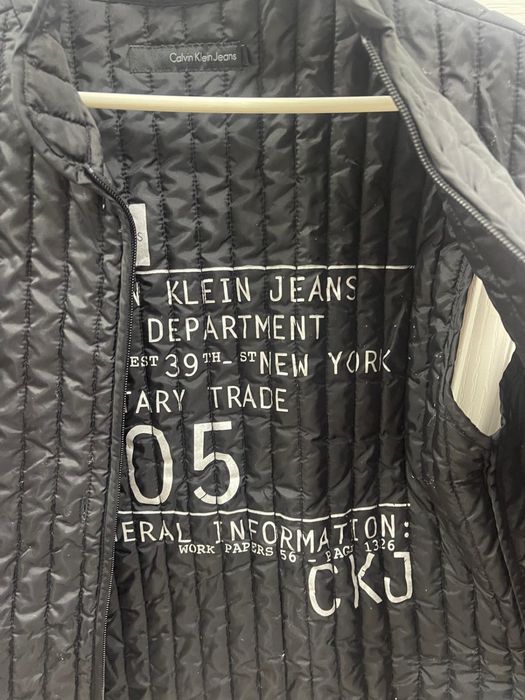 Geaca , foita Calvin Klein Jeans  marimea L si geaca C K