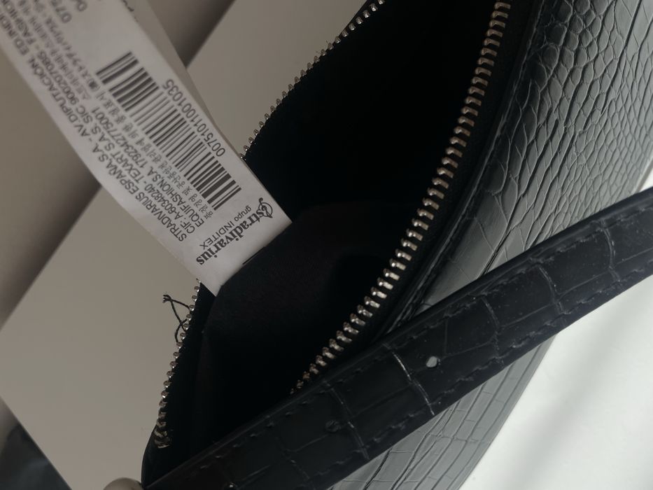 Черна дамска чанта