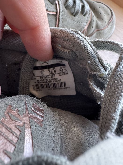 Кецове Nike Air Jordan 38.5