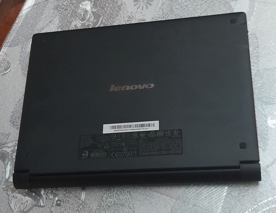 Lenovo YOGA 2 model 1051F laptop & tabletă