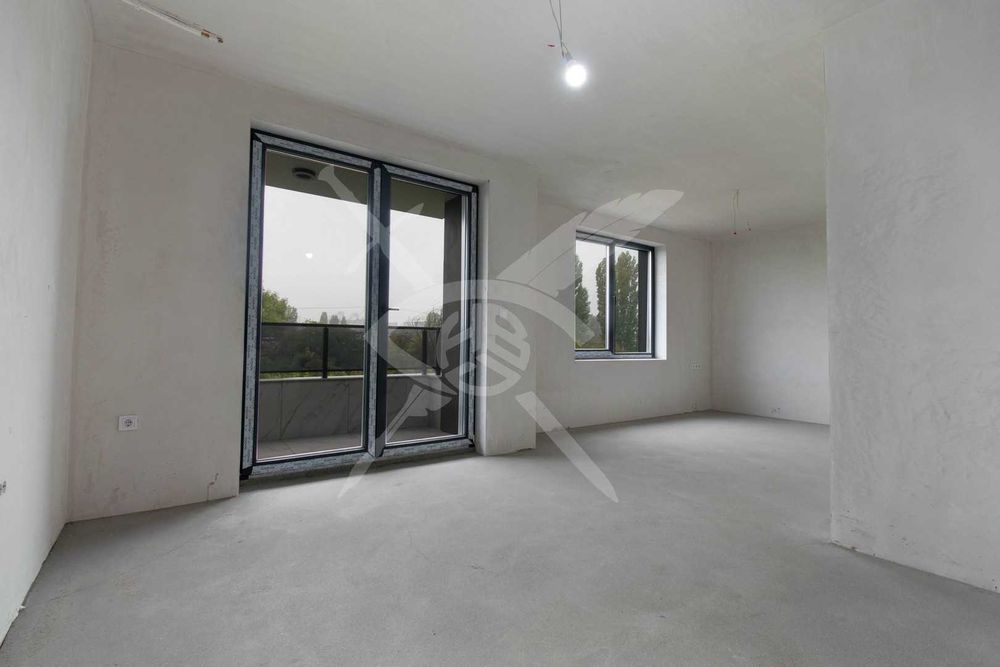 Тристаен апартамент в кв. Триъгълника № 93357