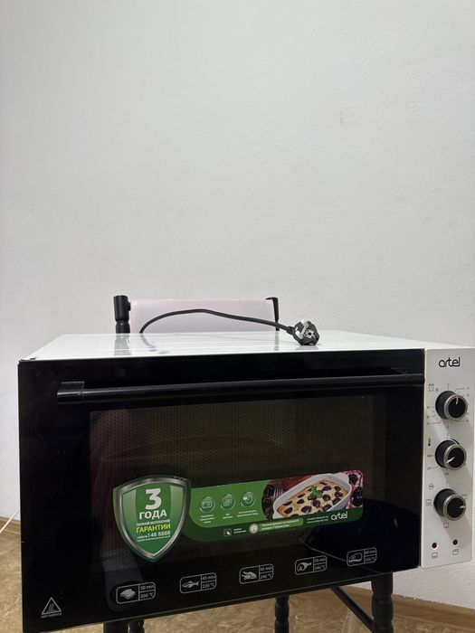 Продам духовку ARTEL 42л