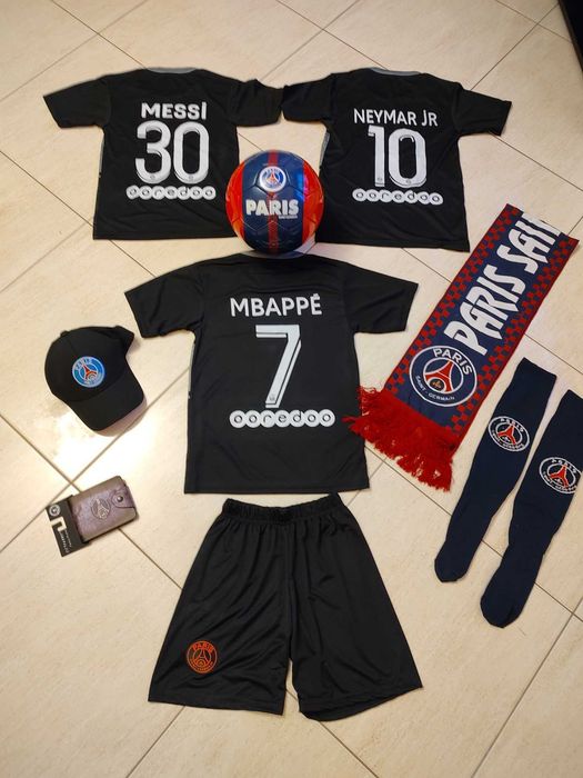 Черен ЕКип Мбапе + Топка + Калци + Шапка 99лв ПСЖ PSG Mbappe Детско