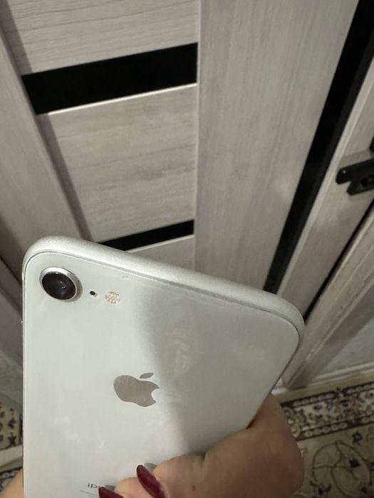 Iphone 8 в хорошем состоянии