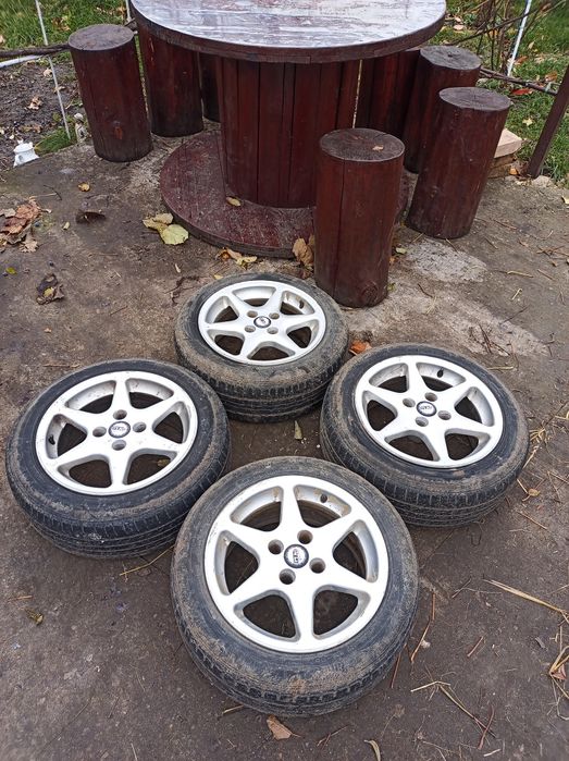 Jante 15". 4x108 cu anvelope.