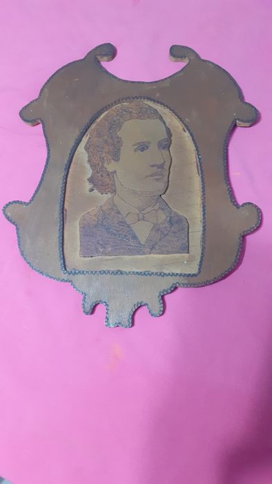 Tablou Vechi. Mihai Eminescu. Facut manual.