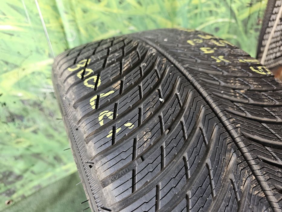 1x 255 35 19 m+s michelin