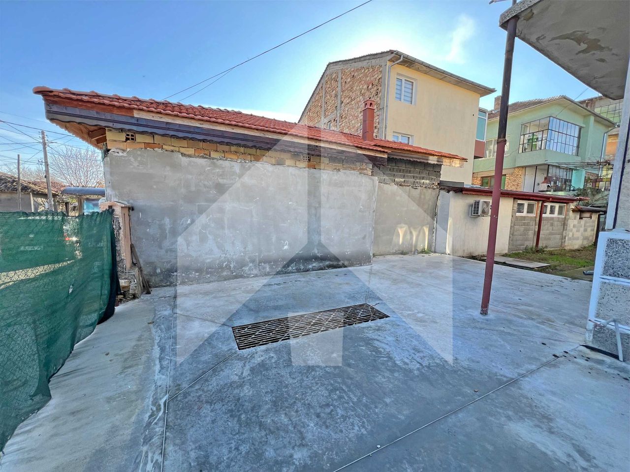 Продава се Къща в Нови пазар - 174 кв.м за 704 €/кв.м - Снимка #18
