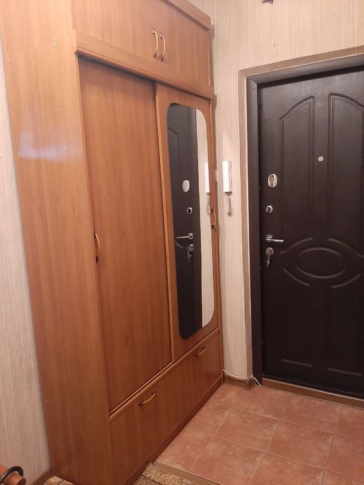 Прихожая с зеркалом