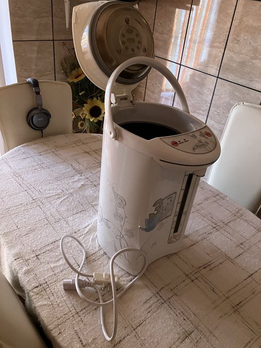 Fierbător electric FIESTA, 5L, pentru apă, ceai, vin fiert, lichide