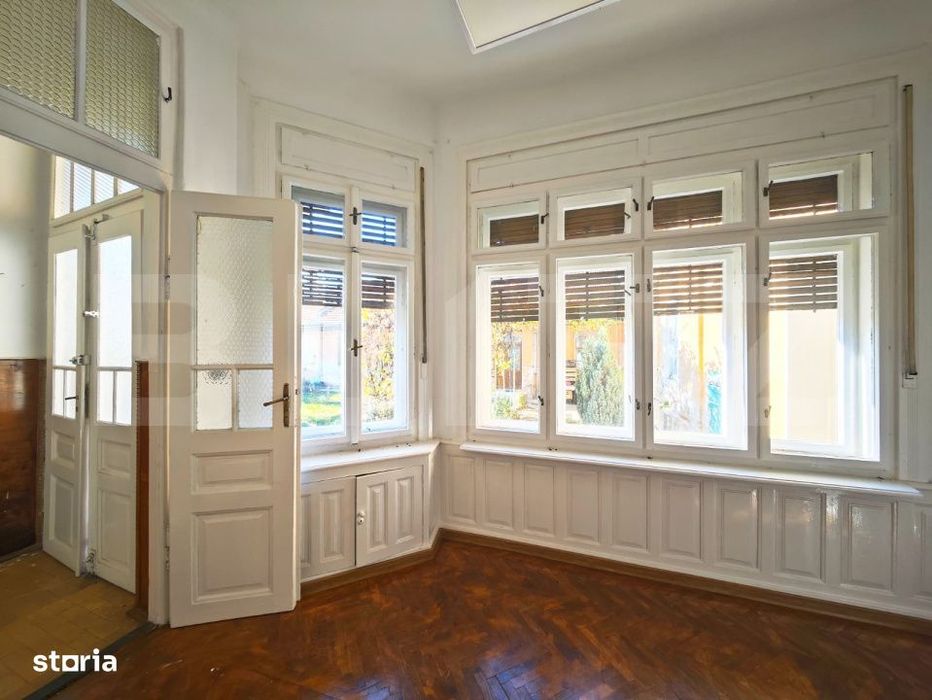 Apartament imens, 4 camere-Stil evreiesc autentic