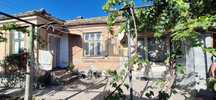 Къща в Шумен, област-с.Хан Крум площ 100 цена 75000